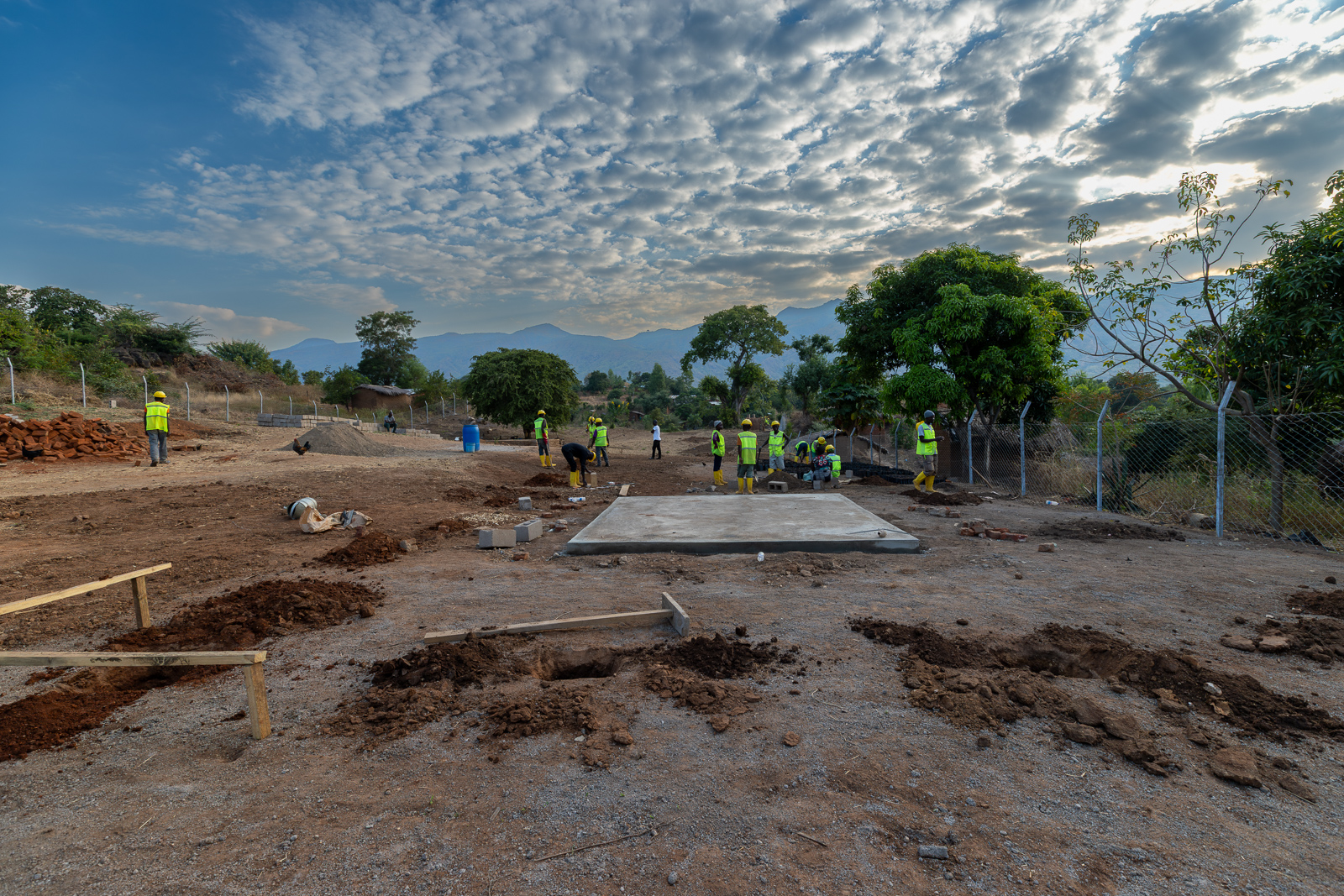 Aufbau des Darya e.V. Wasser- und Versorgungszentrums in Malawi